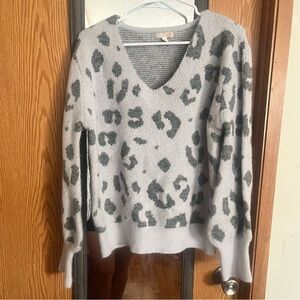 Gray Leopard Print V-Neck Sweater